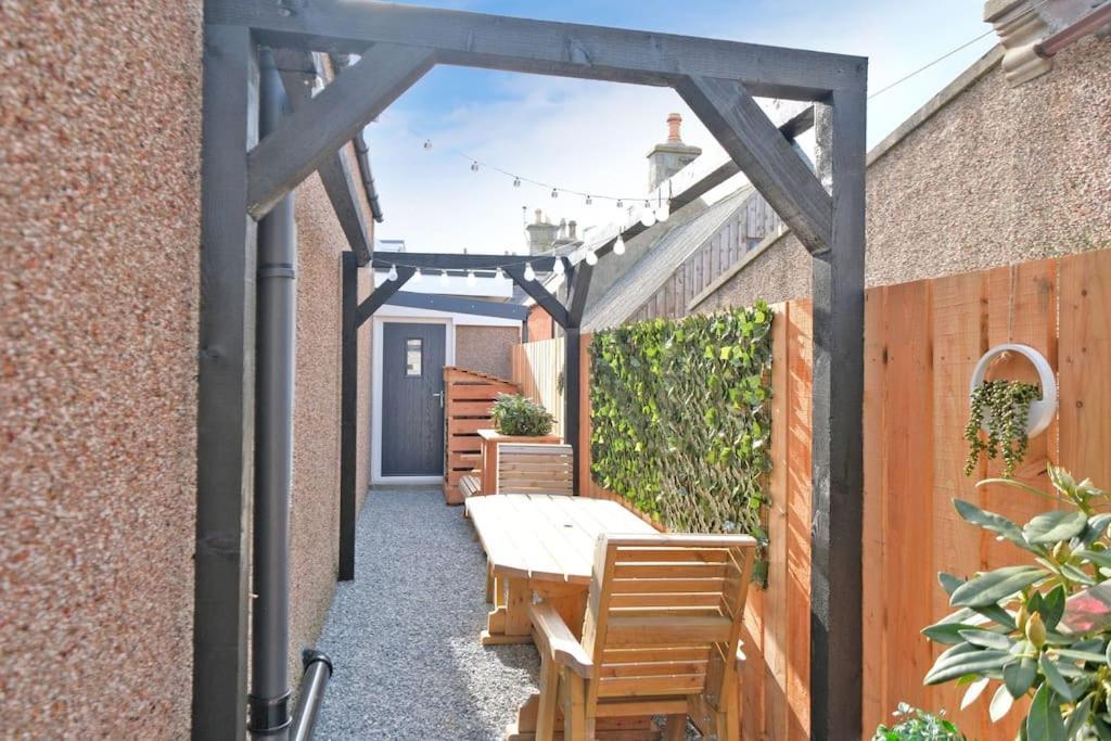 Cliff Top Cottage With Sea Views Portknockie Exterior foto